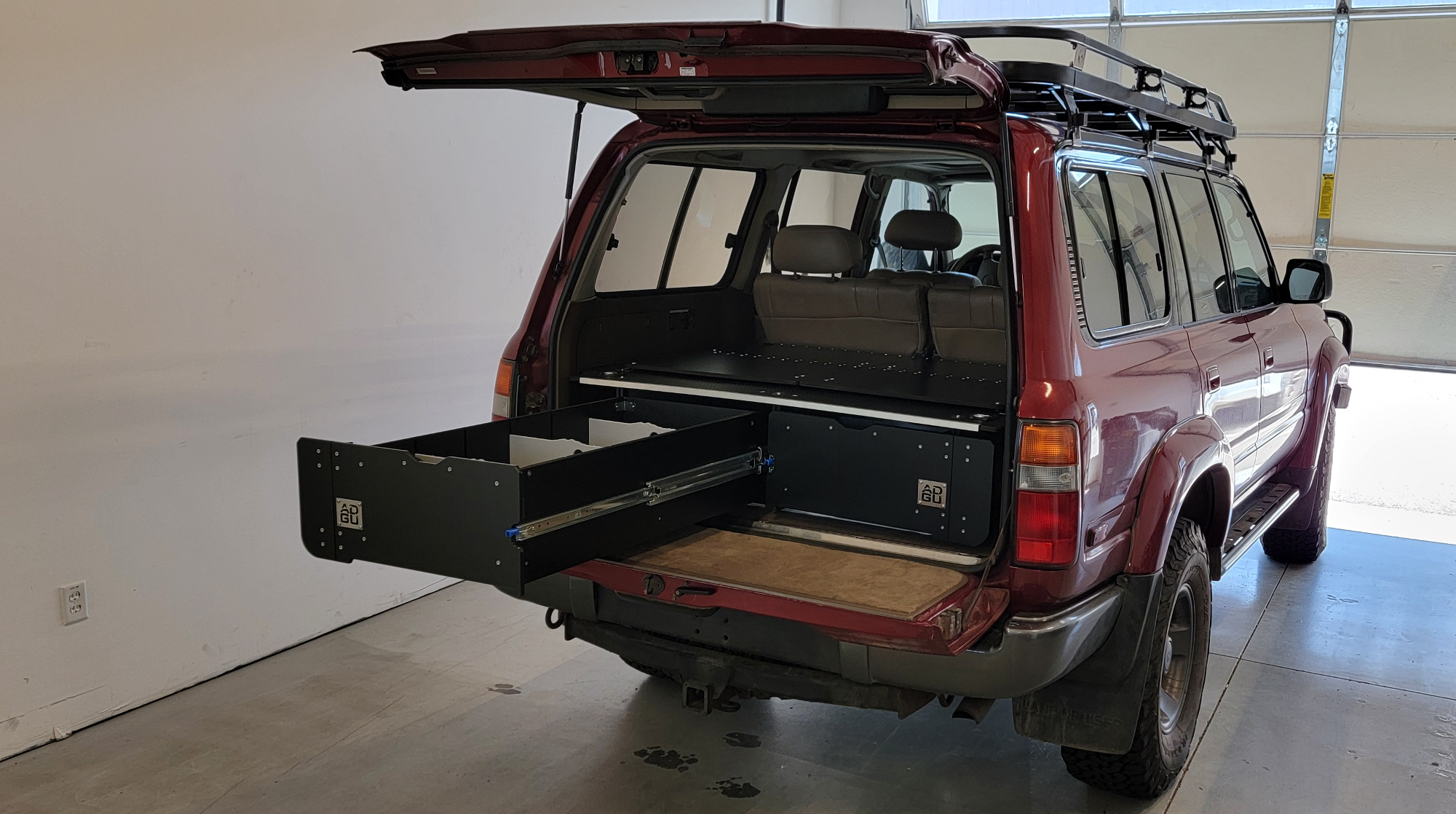 80 Series Toyota Landcruiser vehicle storage, drawer and sleeping platforms 