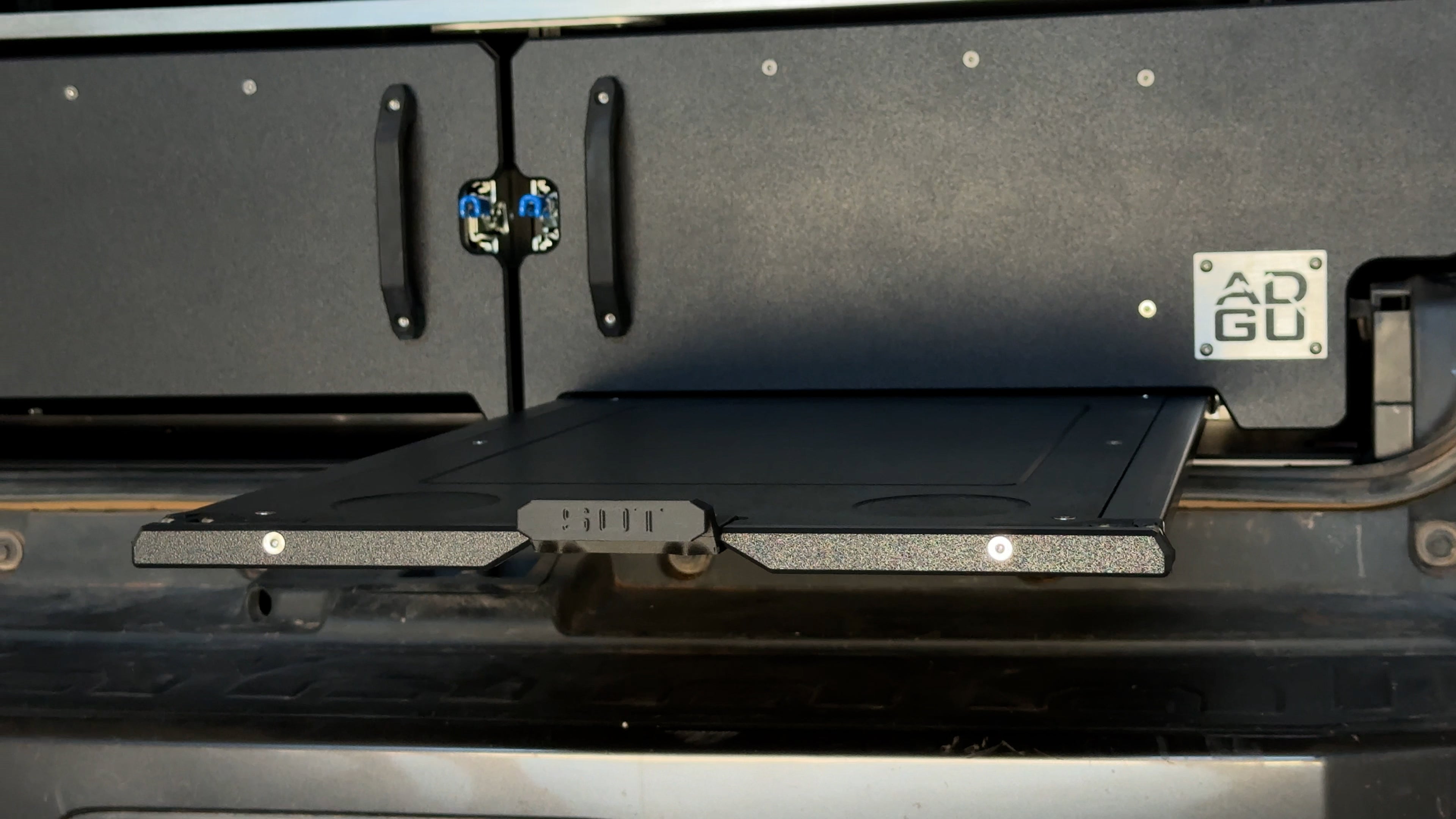 5th Gen 4Runner w 3rd Row Seating - Dual Drawer