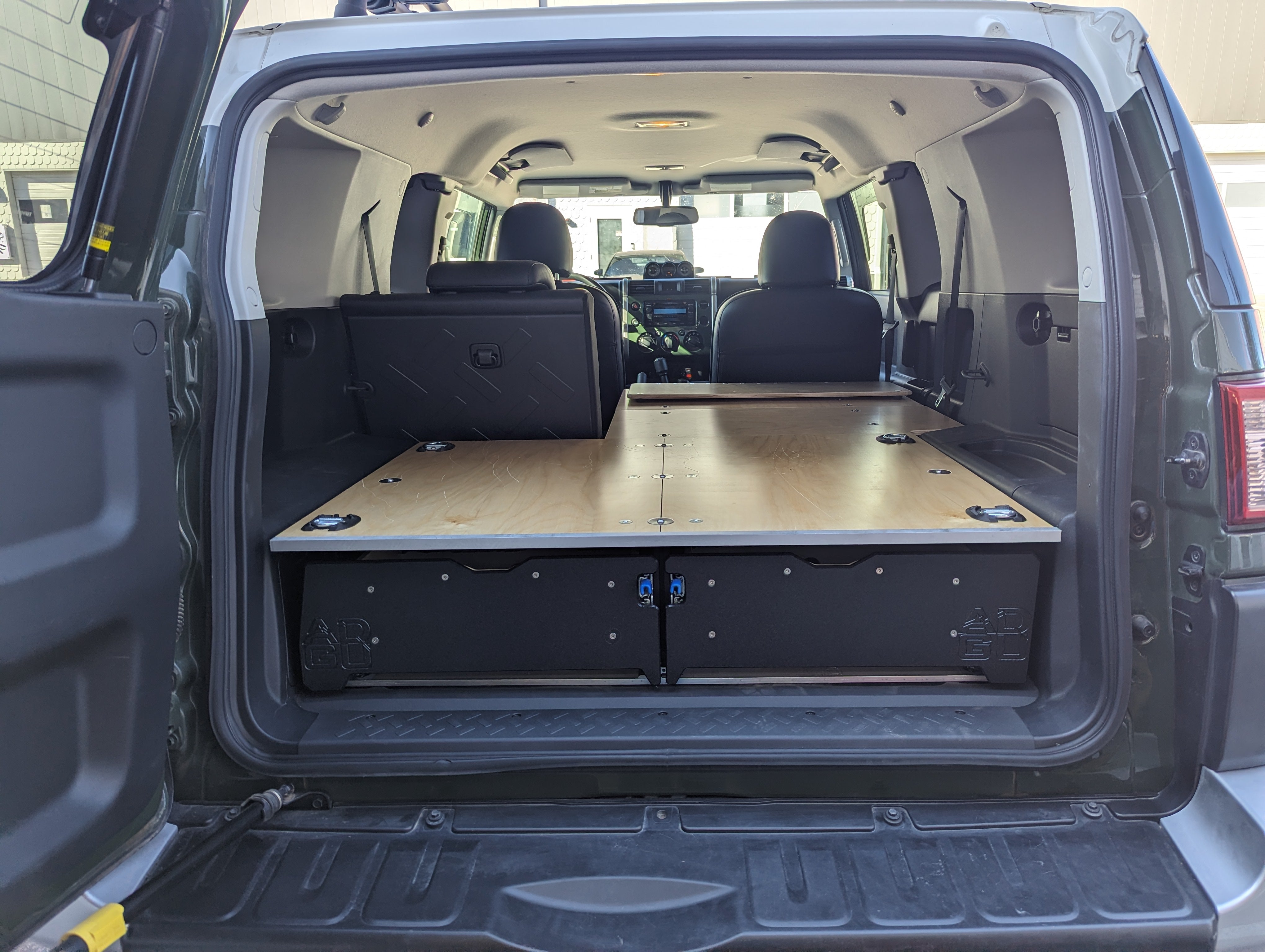 SS1 FJ Cruiser Sleeping Platform Drawers Air Down Gear Up